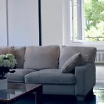 Pelican Stay - Parisian Flat 4 Bedrooms