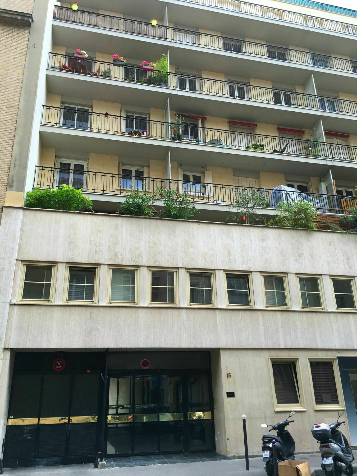 Apartment Pelican - Parisian Flat 4 Bedrooms