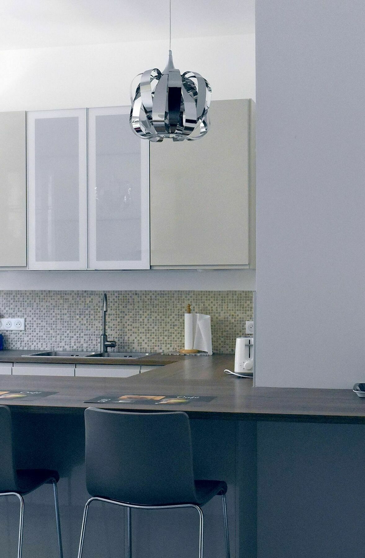 Pelican - Parisian Flat 4 Bedrooms Apartment *