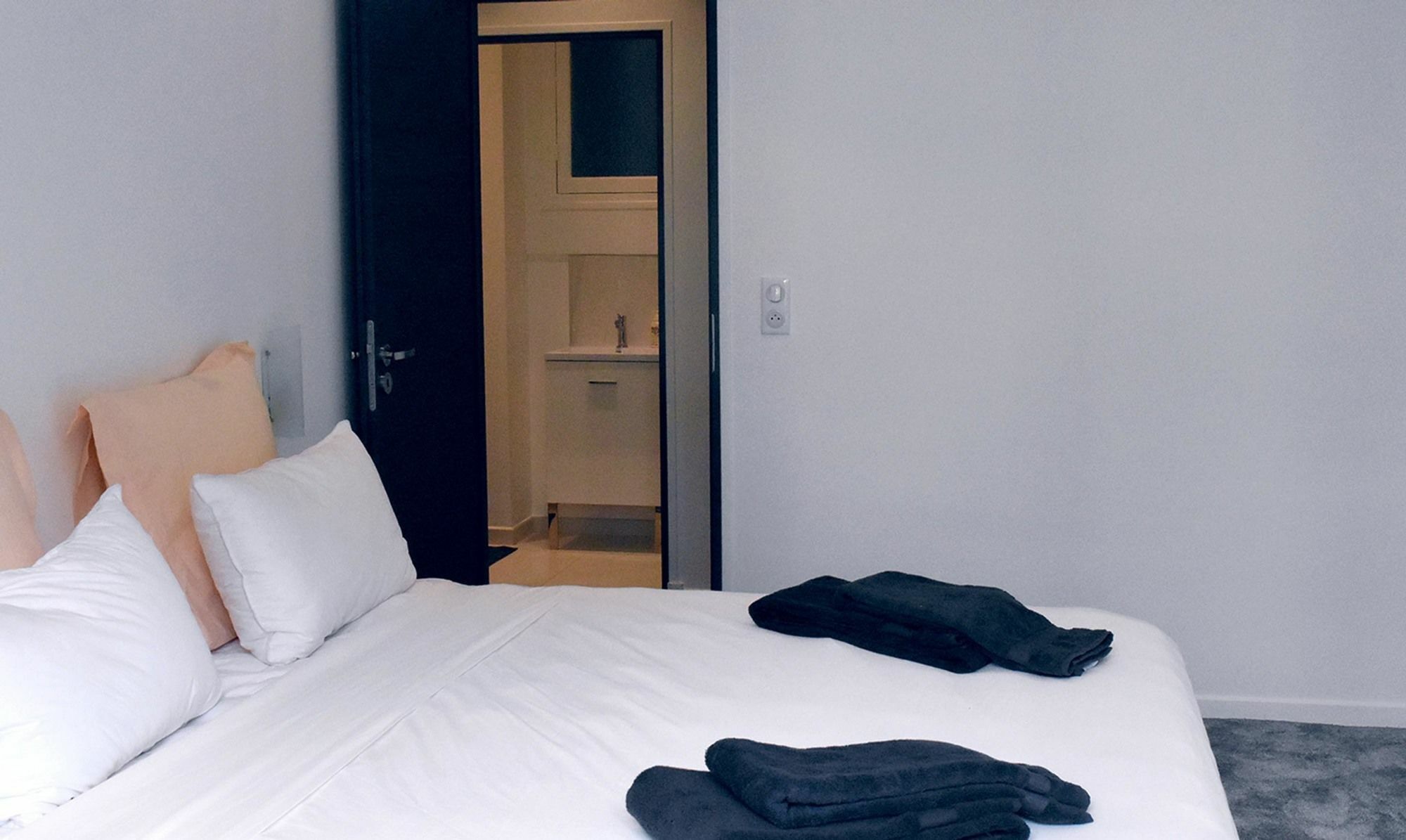 Pelican - Parisian Flat 4 Bedrooms Apartment Paris
